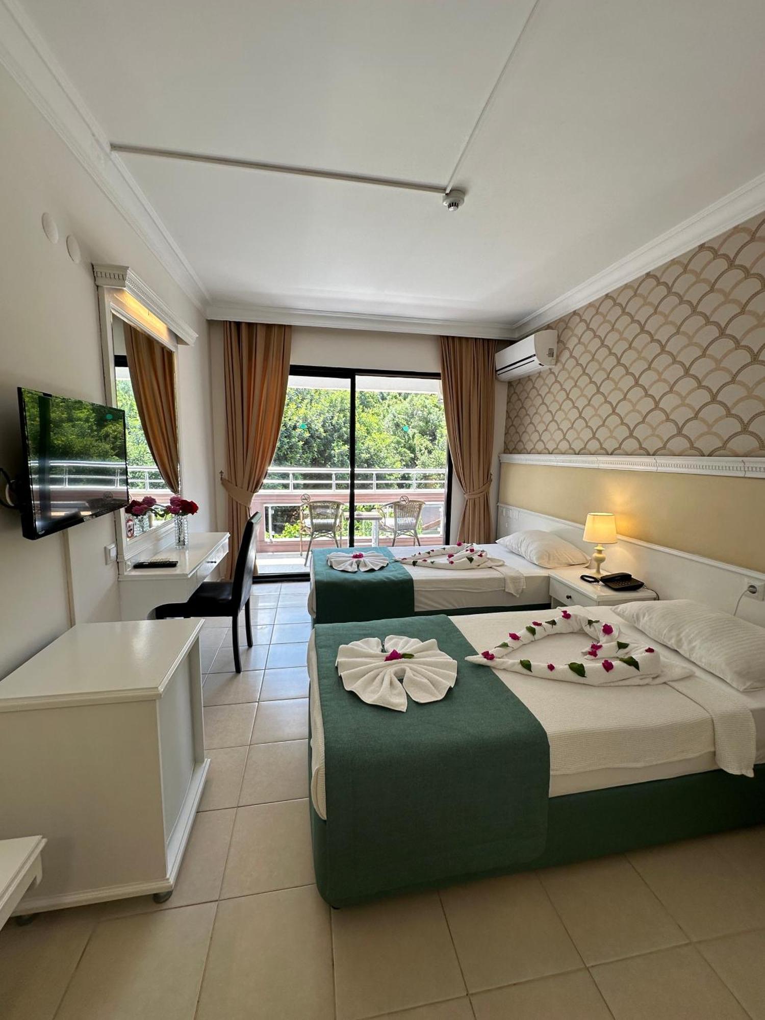 Hotel Chateau De Ville Marmaris Exterior foto