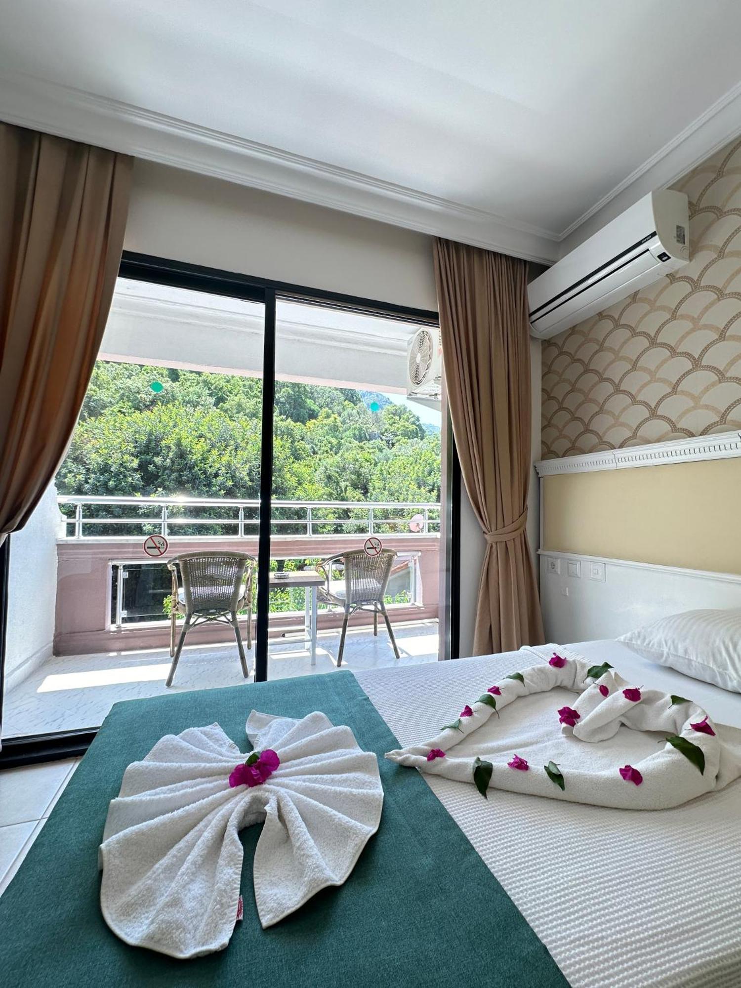 Hotel Chateau De Ville Marmaris Exterior foto